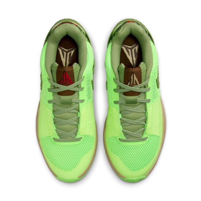 Kyrie 6 top hoops station